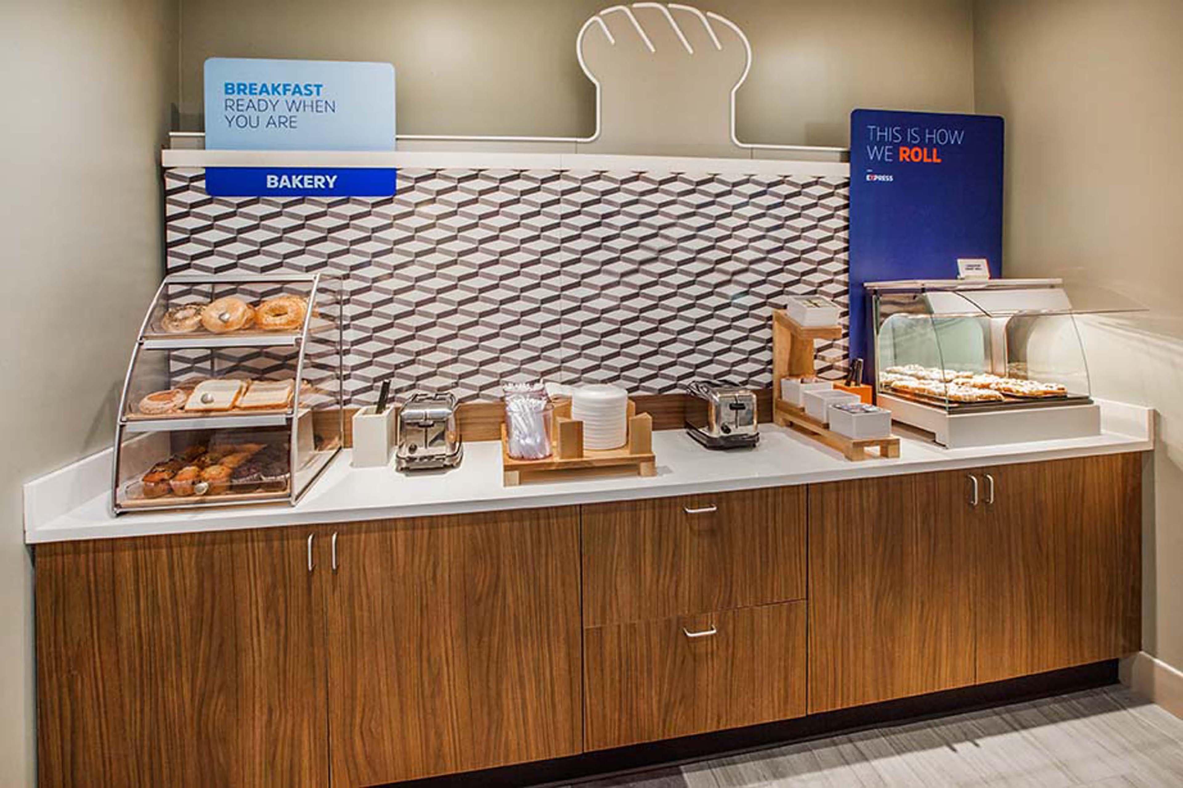 Holiday Inn Express & Suites Columbus - Easton Area By Ihg Gahanna Eksteriør billede