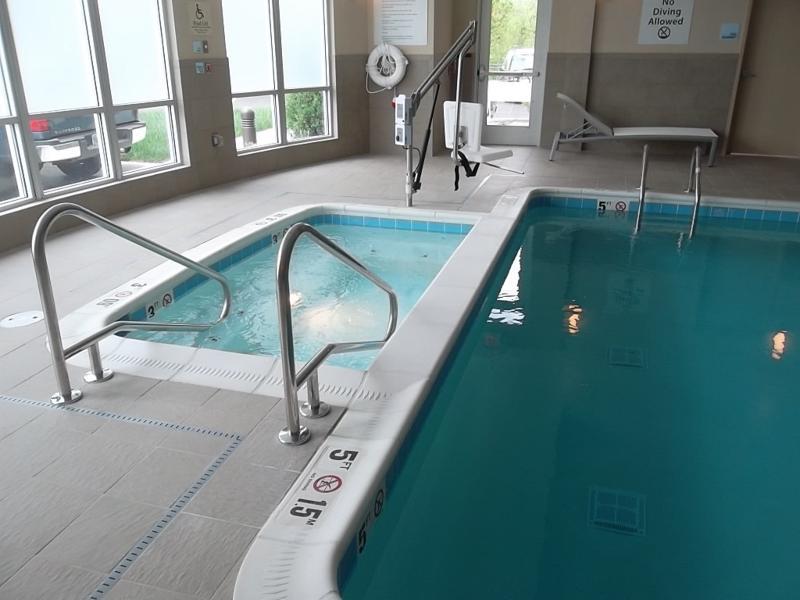 Holiday Inn Express & Suites Columbus - Easton Area By Ihg Gahanna Eksteriør billede